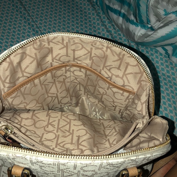 Calvin Klein Purse - Picture 8 of 8